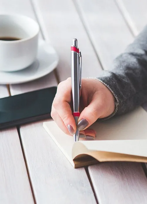 Cadres hospitaliers et secrétaire médicale dans le privé